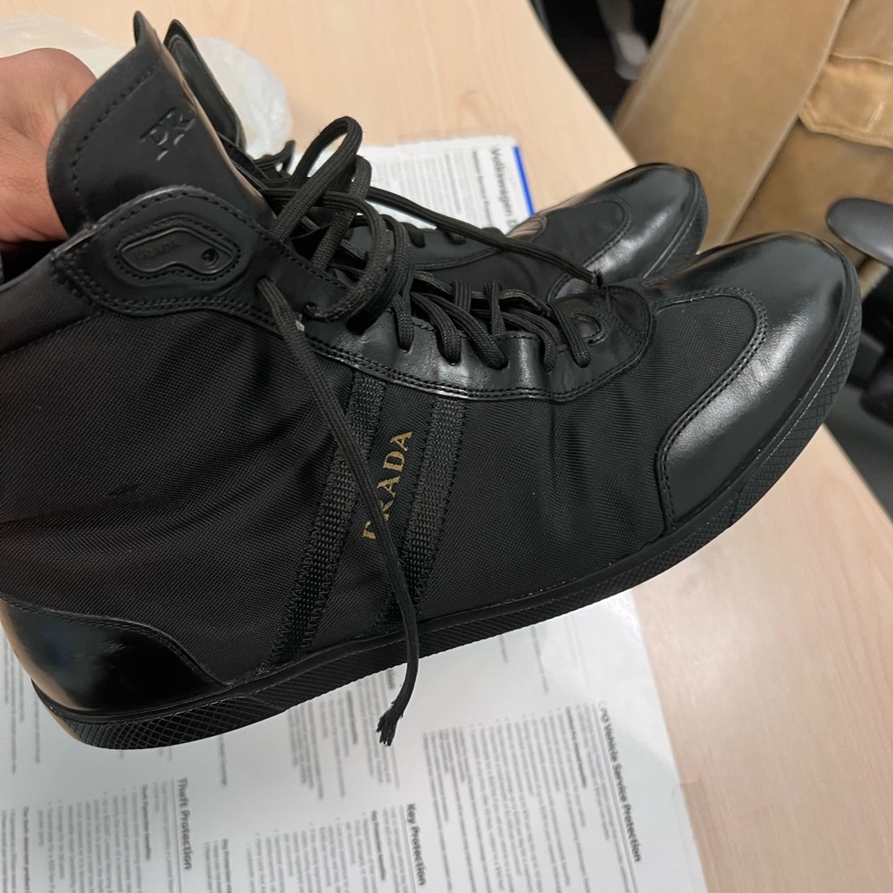 Black Prada 9 1/2 mens sneakers ( Fits closer to 11 - 11 1/2) - Picture 2 of 3